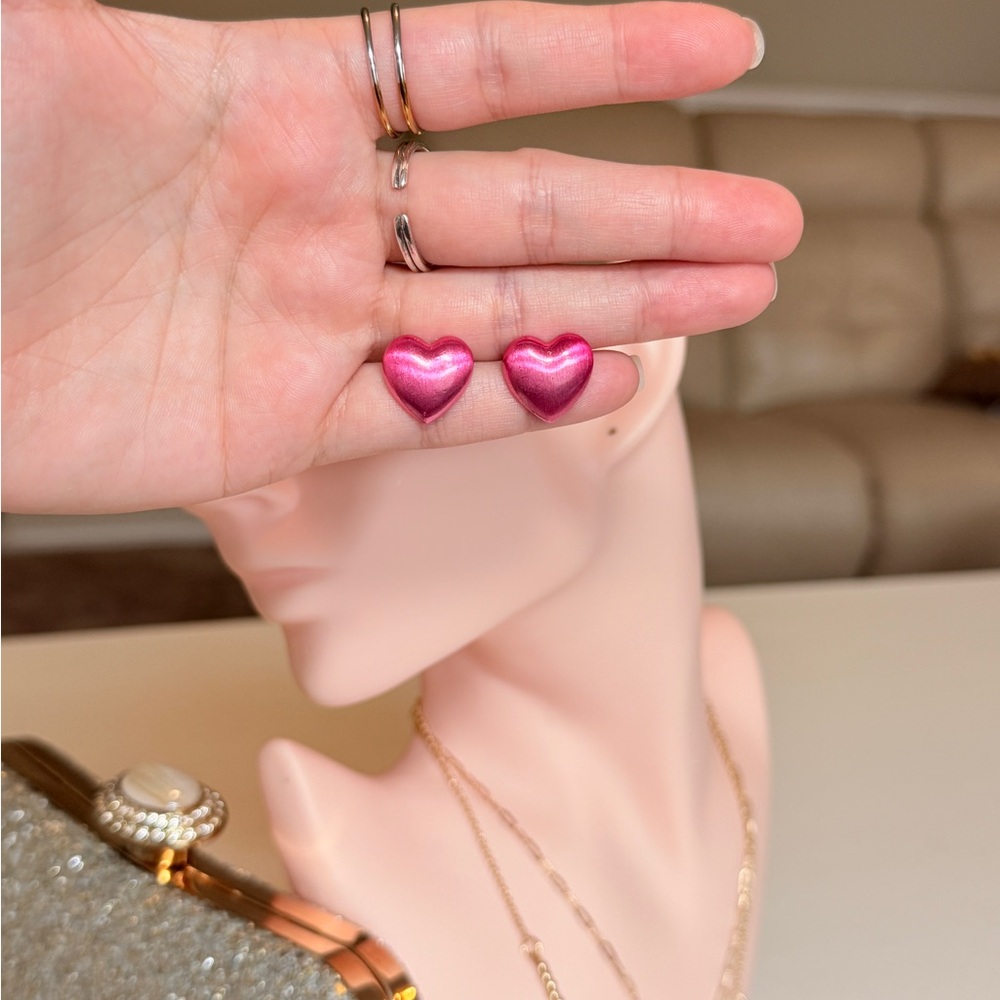 Elegant Pink Heart Stud Earrings - Picture 9 of 10